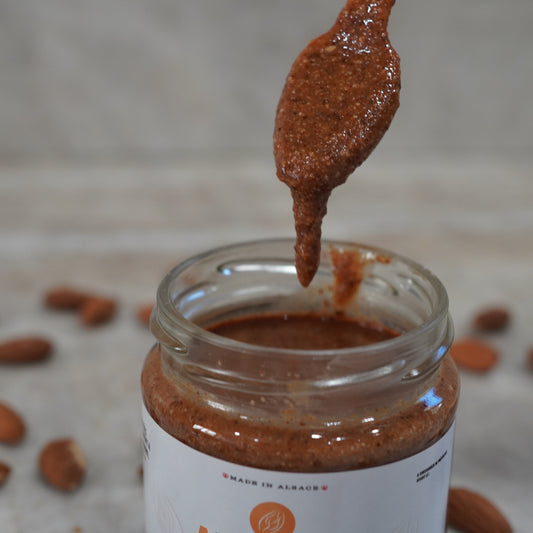 Amlou : 1 pot d'Amlou (pâte à tartiner) aux amandes grillées, miel naturel et huile d'argan (200g)